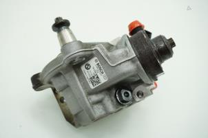 Używane Mechaniczna pompa paliwa BMW 1 serie (F20) 116d 2.0 16V Cena € 272,25 Z VAT oferowane przez Brus Motors BV