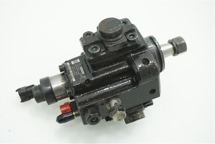 Mekanisk bränslepump från en Fiat Ducato (250) 2.3 D 130 Multijet 4x4 2015