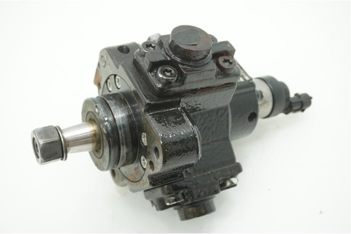 Mekanisk bränslepump från en Fiat Ducato (250) 2.3 D 130 Multijet 4x4 2015