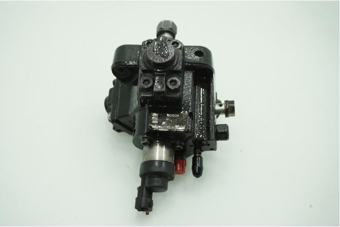 Mekanisk bränslepump från en Fiat Ducato (250) 2.3 D 130 Multijet 4x4 2015