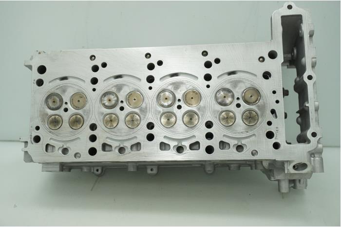 Topplock från en Mercedes-Benz C (W204) 2.2 C-200 CDI 16V BlueEFFICIENCY 2013