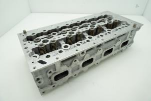 Używane Glowica cylindra Iveco New Daily III 29L12V Cena € 484,00 Z VAT oferowane przez Brus Motors BV