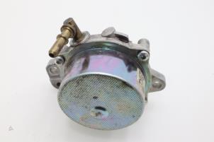 Używane Pompa prózniowa (Diesel) Opel Combo (Corsa C) 1.3 CDTI 16V Cena € 60,50 Z VAT oferowane przez Brus Motors BV