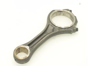 Usagé Bielle Volkswagen Touareg (7LA/7L6) 3.0 TDI V6 24V Prix € 90,75 Prix TTC proposé par Brus Motors BV