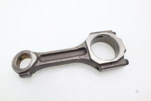 Gebruikte Drijfstang Opel Antara (LA6) 2.0 CDTI 16V 4x4 Prijs € 90,75 Inclusief btw aangeboden door Brus Motors BV