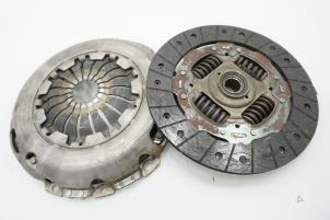 Begagnade Kopplingssats (komplett) Skoda Octavia (1Z3) 1.6 MPI Pris € 90,75 Inklusive moms erbjuds av Brus Motors BV