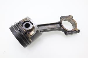 Gebruikte Drijfstang Renault Megane II (BM/CM) 1.5 dCi 80 Prijs € 90,75 Inclusief btw aangeboden door Brus Motors BV