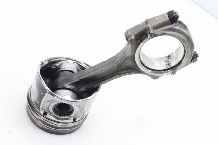 Vevstake från en Kia Pregio (TB) 2.7 D 2000