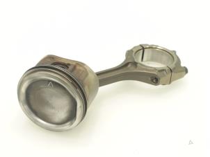 Gebruikte Drijfstang Renault Espace (JK) 2.0 16V Turbo Prijs € 121,00 Inclusief btw aangeboden door Brus Motors BV