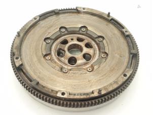 Begagnade Tvåmassesvänghjul Volkswagen Passat (3C2) 2.0 TDI 16V 140 Pris € 242,00 Inklusive moms erbjuds av Brus Motors BV