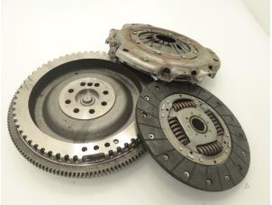 Used Flywheel Mercedes Sprinter 2t (901/902) 208 CDI 16V Price € 242,00 Inclusive VAT offered by Brus Motors BV