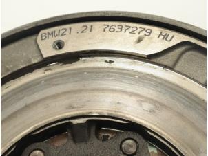 Używane Dwumasowe kolo zamachowe BMW 1 serie (E87/87N) 118d 16V Cena € 242,00 Z VAT oferowane przez Brus Motors BV