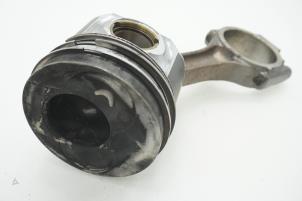 Usagé Bielle Seat Leon (1P1) 2.0 TDI DPF Prix € 90,75 Prix TTC proposé par Brus Motors BV