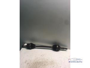 Begagnade Drivaxel, vänster fram Ford Transit 2.2 TDCi 16V Pris € 44,00 Marginaltabell erbjuds av Autodemontagebedrijf Middelburg B.V