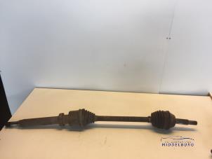 Begagnade Drivaxel, höger fram Ford Transit Tourneo 2.2 TDCi 16V Pris € 44,00 Marginaltabell erbjuds av Autodemontagebedrijf Middelburg B.V