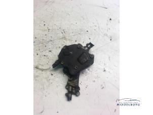 Gebruikte Brandstofpomp Mechanisch Volkswagen Golf IV (1J1) 1.9 TDI 100 Prijs € 39,00 Margeregeling aangeboden door Autodemontagebedrijf Middelburg B.V