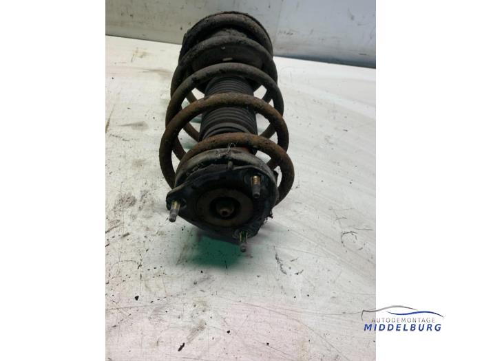 Stötdämparstång, vänster fram från en Ford Transit Connect 1.8 TDCi LWB 2005