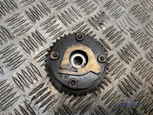 Gebruikte Nokkenas Tandwiel Peugeot 207/207+ (WA/WC/WM) 1.6 16V VTi Prijs € 19,00 Margeregeling aangeboden door Autodemontagebedrijf Middelburg B.V