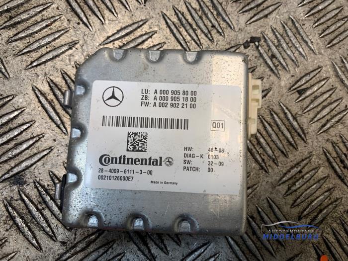 Camera module van een Mercedes-Benz E (C207) E-350 CDI V6 24V 2010