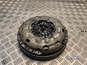 Begagnade Tvåmassesvänghjul Ford Focus 2 Wagon 2.0 TDCi 16V Pris € 99,00 Marginaltabell erbjuds av Autodemontagebedrijf Middelburg B.V