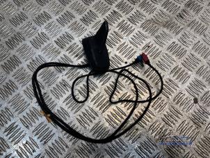 Begagnade Antenn Audi Q7 (4LB) 3.0 TDI V6 24V Pris € 14,00 Marginaltabell erbjuds av Autodemontagebedrijf Middelburg B.V