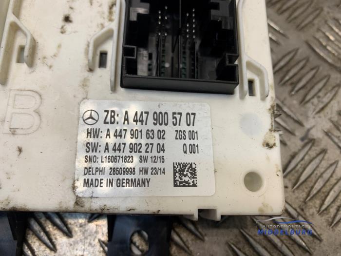 Dator , karosskontroll (BCM) från en Mercedes-Benz Vito (447.6) 1.6 109 CDI 16V 2016