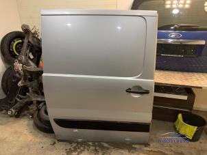 Begagnade Skjutdörr, höger Citroen Jumpy (G9) 2.0 HDI 120 16V Pris € 190,00 Marginaltabell erbjuds av Autodemontagebedrijf Middelburg B.V