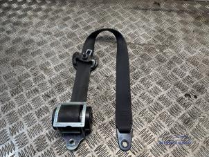 Begagnade Främre säkerhetsbälte, vänster Mini Mini (R56) 1.6 16V One Pris € 28,00 Marginaltabell erbjuds av Autodemontagebedrijf Middelburg B.V