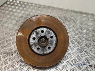 Gebruikte Fusee links-voor Audi A1 (8X1/8XK) 1.4 TFSI 16V 122 Prijs € 48,00 Margeregeling aangeboden door Autodemontagebedrijf Middelburg B.V