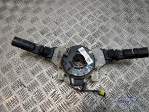 Gebruikte Combischakelaar Stuurkolom Nissan Pathfinder (R51) 2.5 dCi 16V 4x4 Prijs op aanvraag aangeboden door Autodemontagebedrijf Middelburg B.V