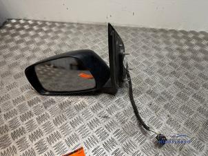 Begagnade Skärmspegel, vänster Nissan Pathfinder (R51) 2.5 dCi 16V 4x4 Pris på förfrågan erbjuds av Autodemontagebedrijf Middelburg B.V