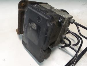 Begagnade ABS-pump Alfa Romeo Giulietta (940) 2.0 JTDm 16V 140 Pris € 135,00 Marginaltabell erbjuds av A.T.S. van de Wiel