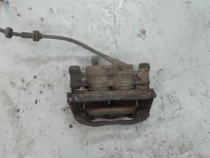 Begagnade Främre bromsok, vänster Fiat Ducato (250) 2.3 D 120 Multijet Pris € 55,00 Marginaltabell erbjuds av A.T.S. van de Wiel