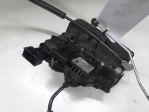 Begagnade Centrallåsmotor Fiat Ducato (250) 2.3 D 150 Multijet Pris € 40,00 Marginaltabell erbjuds av A.T.S. van de Wiel