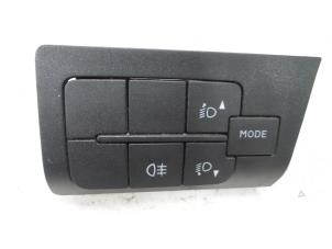 Begagnade Ljusbrytare Fiat Ducato (250) 2.3 D 130 Multijet Pris € 20,00 Marginaltabell erbjuds av A.T.S. van de Wiel