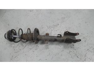 Gebruikte Veerpoot rechts-achter Alfa Romeo GT (937) 1.9 JTD 16V Multijet Prijs € 65,00 Margeregeling aangeboden door A.T.S. van de Wiel