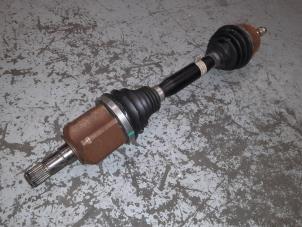 Gebruikte Aandrijfas links-voor Alfa Romeo Giulietta (940) 1.4 TB 16V MultiAir Prijs € 140,00 Margeregeling aangeboden door A.T.S. van de Wiel