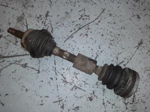 Gebruikte Steekas links-voor Alfa Romeo GT (937) 2.0 JTS 16V Prijs € 50,00 Margeregeling aangeboden door A.T.S. van de Wiel