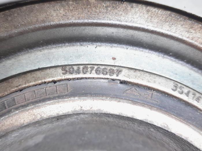 Remskiva, vevaxel från en Fiat Ducato (250) 2.3 D 130 Multijet Minibus Extralongo 2016