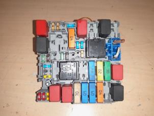 Begagnade Säkringsbox Alfa Romeo Giulietta (940) 1.6 JTDm 16V Pris € 55,00 Marginaltabell erbjuds av A.T.S. van de Wiel