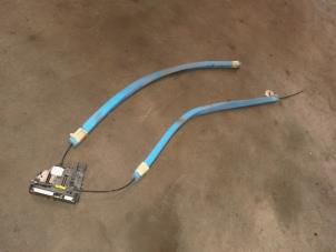 Begagnade Låsmekanism, skjutdörr, vänster Fiat Ducato (250) 2.3 D 120 Multijet Pris € 145,00 Marginaltabell erbjuds av A.T.S. van de Wiel