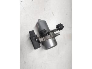 Gebruikte Vacuumpomp (Benzine) Volkswagen Polo V (6R) 1.4 GTI 16V Prijs € 65,00 Margeregeling aangeboden door A.T.S. van de Wiel