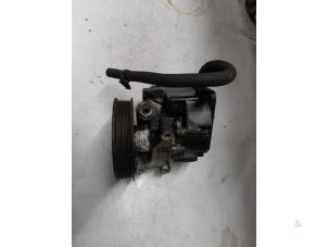 Gebruikte Servopomp Mercedes Vito (639.6) 2.2 109 CDI 16V Prijs € 75,00 Margeregeling aangeboden door A.T.S. van de Wiel