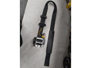 Używane Pas bezpieczenstwa lewy przód Lancia Ypsilon (843) 1.4 16V Cena € 65,00 Procedura marży oferowane przez A.T.S. van de Wiel