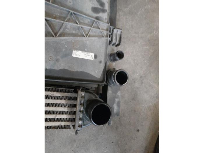 Front från en Fiat Fiorino (225) 1.3 JTD 16V Multijet 2012