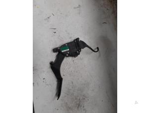 Begagnade Gaspedalsensor Volkswagen Transporter T5 2.0 TDI BlueMotion Pris € 45,00 Marginaltabell erbjuds av A.T.S. van de Wiel