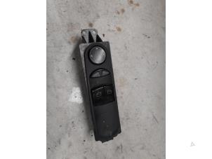 Gebruikte Combischakelaar ramen Mercedes Sprinter 3,5t (906.63) 316 CDI 16V Prijs € 50,00 Margeregeling aangeboden door A.T.S. van de Wiel