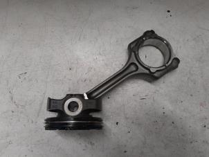 Używane Tlok Fiat Doblo Cargo (263) 1.6 D Multijet Cena € 140,00 Procedura marży oferowane przez A.T.S. van de Wiel