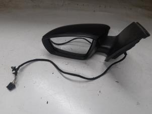 Gebruikte Buitenspiegel links Volkswagen Polo V (6R) 1.2 TDI 12V BlueMotion Prijs € 65,00 Margeregeling aangeboden door A.T.S. van de Wiel