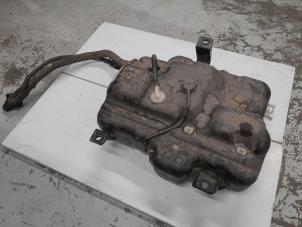 Używane Zbiornik AdBlue Renault Trafic (1FL/2FL/3FL/4FL) 1.6 dCi 95 Cena € 275,00 Procedura marży oferowane przez A.T.S. van de Wiel